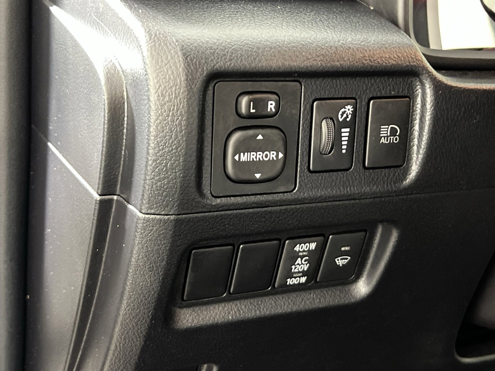 Used 2024 Toyota 4Runner SR5 Premium image 31