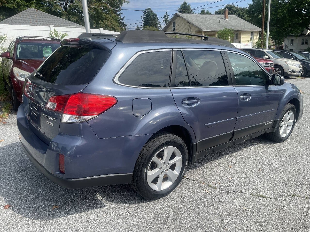 Used 2013 Subaru Outback 2.5i Premium AWD/4WD image 6