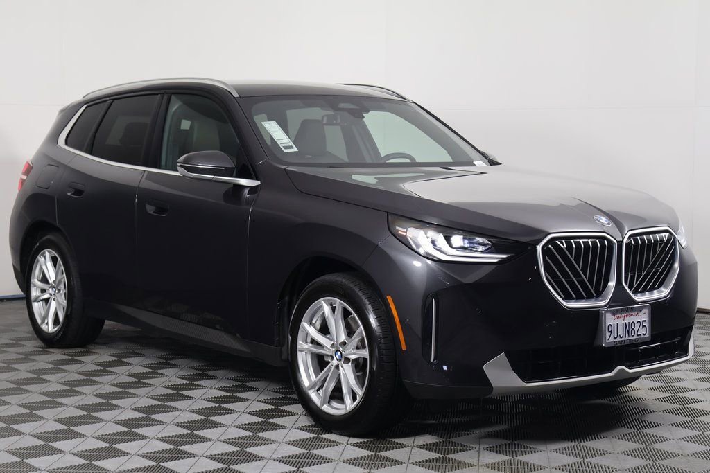 Used 2025 BMW X3 xDrive30i w/ Convenience Package image 3