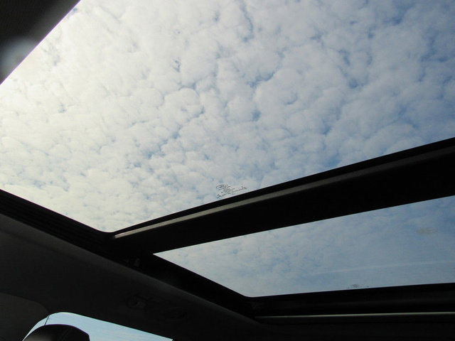 Used 2022 Ford Explorer XLT w/ Equipment Group 202A image 41