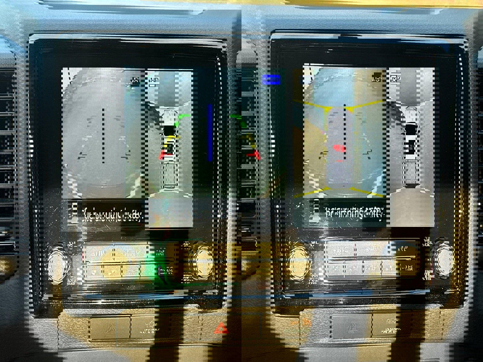 Used 2022 Nissan Frontier Pro-X image 29