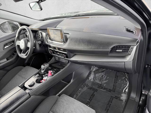 Used 2023 Nissan Rogue SV image 20