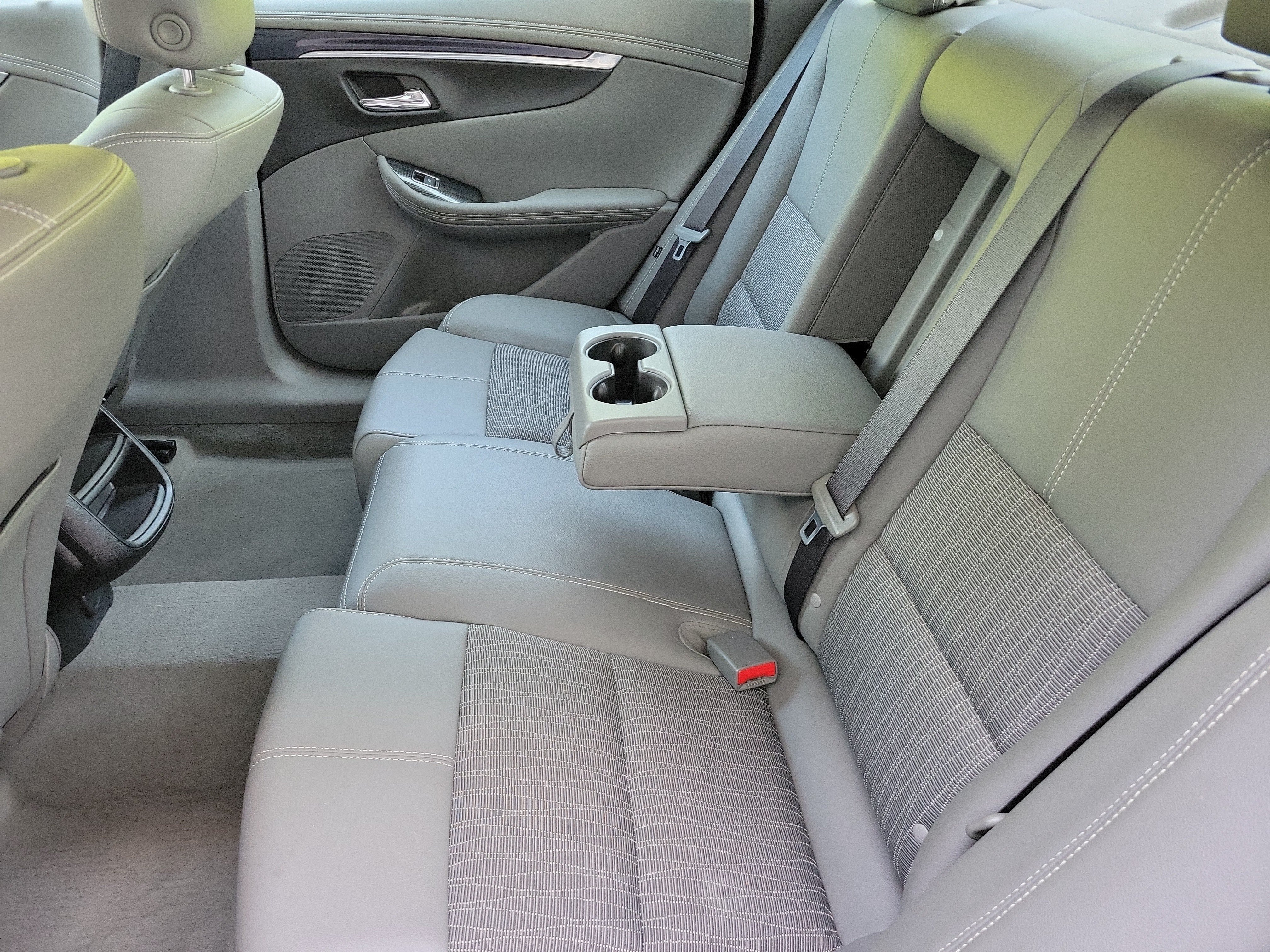 Used 2019 Chevrolet Impala LS FWD image 13