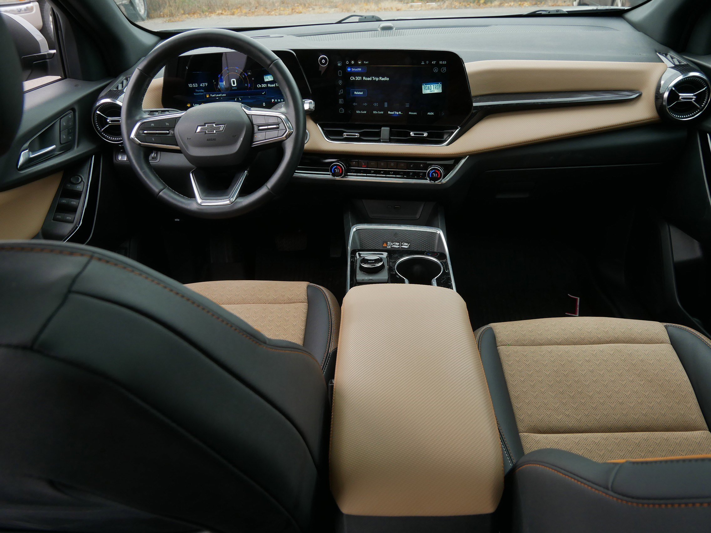 Used 2025 Chevrolet Equinox ACTIV w/ Safety and Technology Package image 10