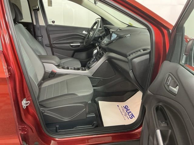 Used 2016 Ford Escape SE w/ Equipment Group 201A AWD/4WD image 5