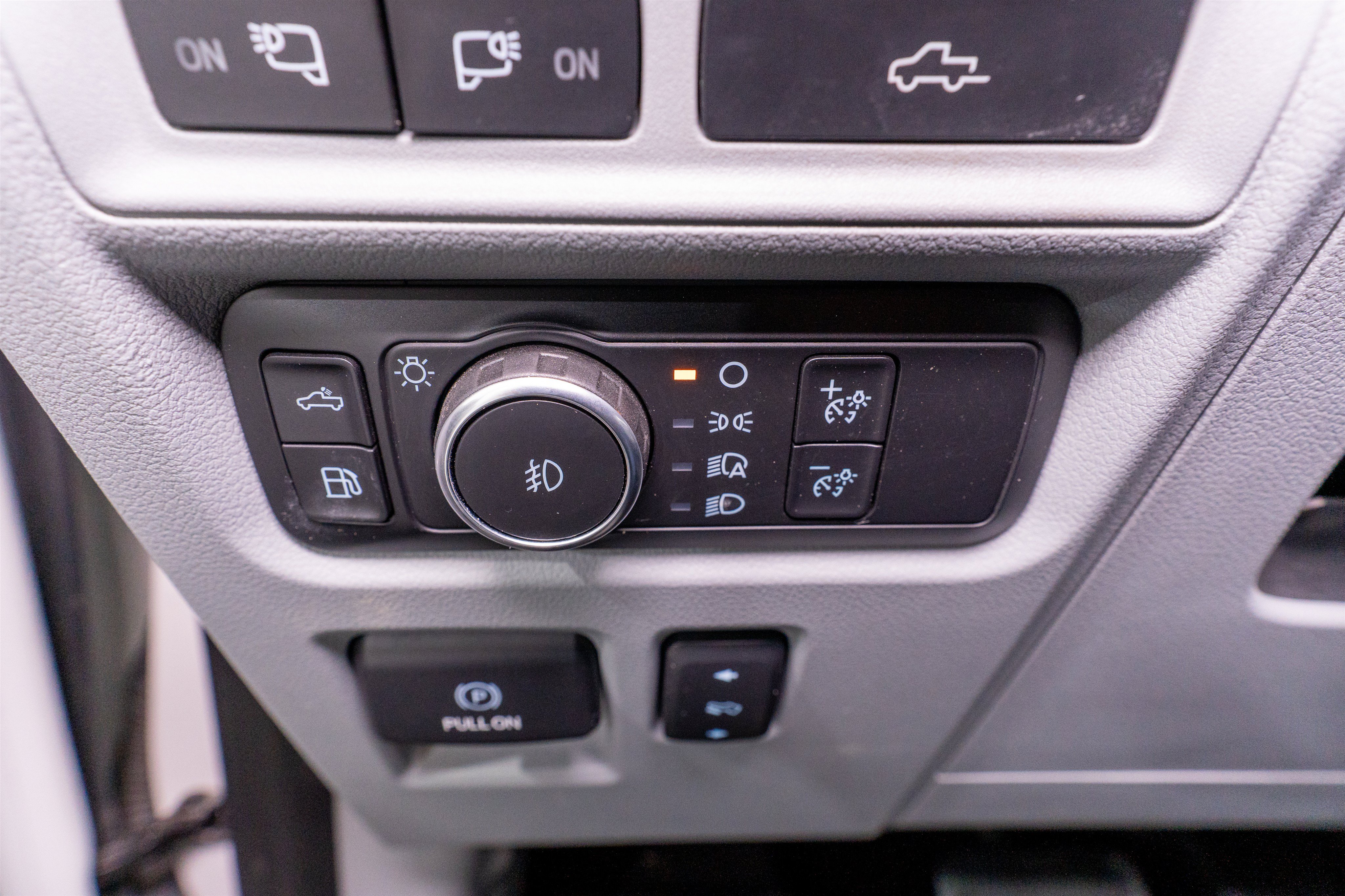 Used 2021 Ford F150 Limited AWD/4WD image 40