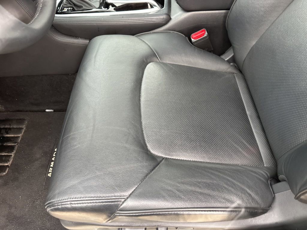 Used 2022 Nissan Armada SL w/ Midnight Edition Package image 4
