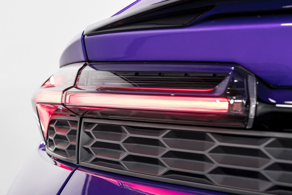 Used 2025 Lamborghini Urus SE image 60