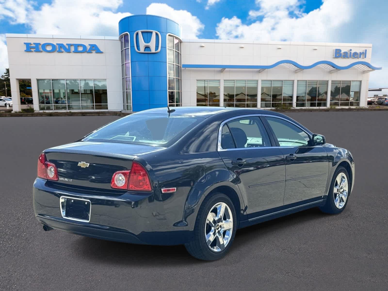 Used 2010 Chevrolet Malibu LT w/ Power Convenience Package FWD image 5