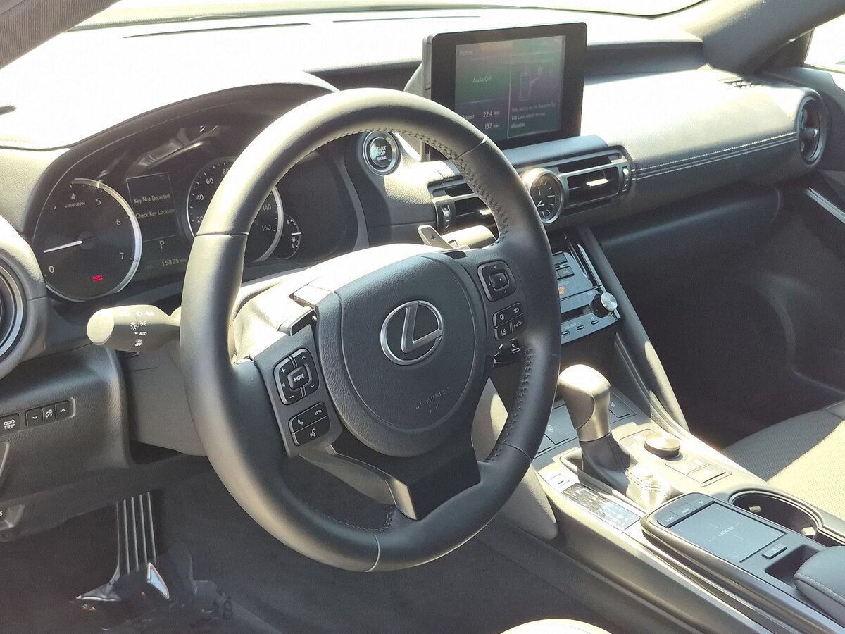 Used 2025 Lexus IS 300 F Sport RWD image 12