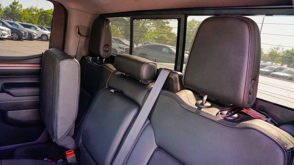 Used 2023 GMC Sierra 1500 Denali w/ Denali Reserve Package AWD/4WD image 16