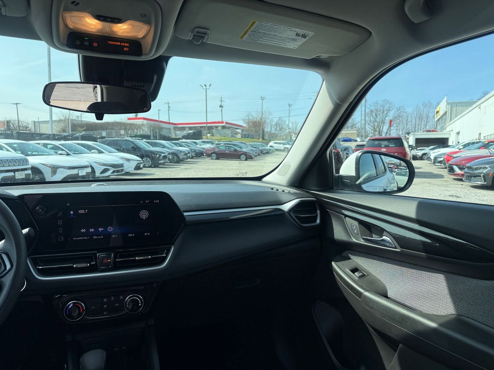 Used 2025 Chevrolet TrailBlazer LT image 33