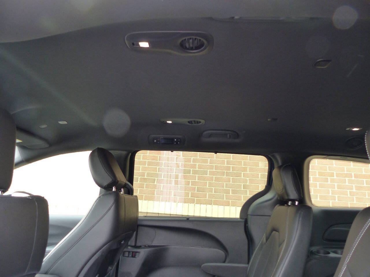 Used 2025 Chrysler Pacifica Select FWD image 21