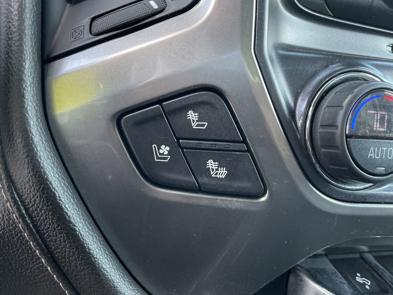 Used 2018 Chevrolet Silverado 2500 LTZ w/ Duramax Plus Package image 24