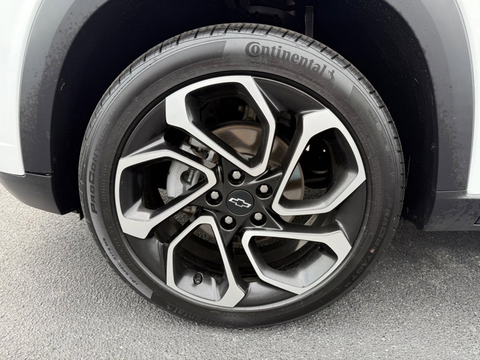 Used 2024 Chevrolet Trax RS w/ Driver Confidence Package image 36