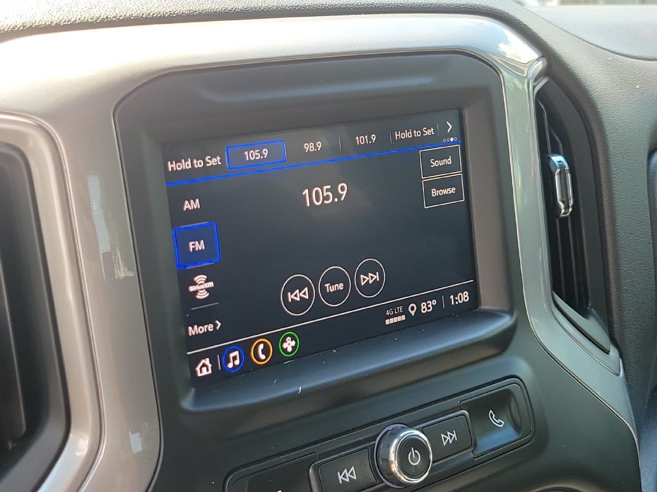 Certified 2024 Chevrolet Silverado 1500 Custom RWD image 23