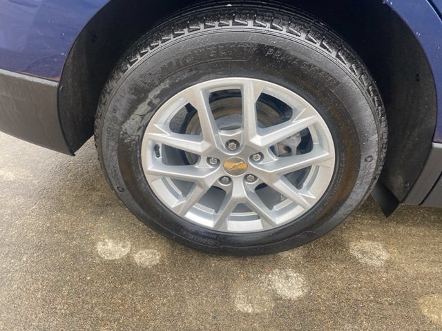 Used 2023 Chevrolet Equinox LT FWD image 11