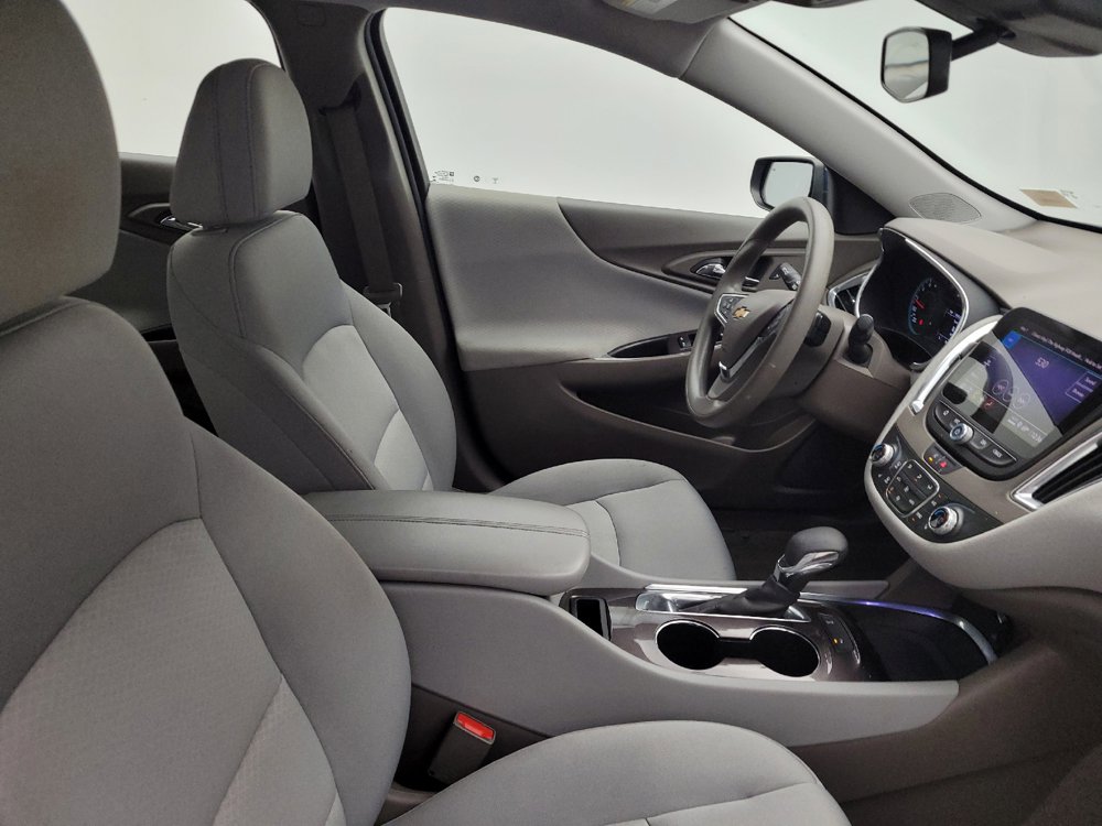 Used 2021 Chevrolet Malibu LT FWD image 21