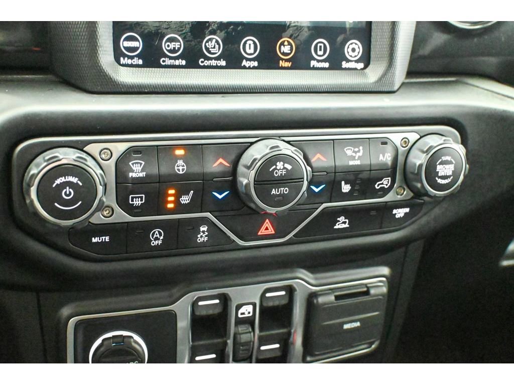 Used 2023 Jeep Wrangler Unlimited Sahara image 37