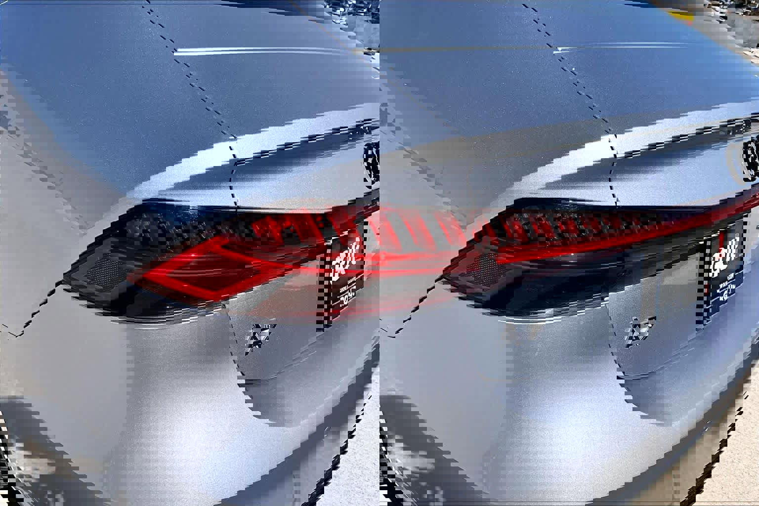 Used 2021 Audi A7 e Prestige w/ Prestige Package image 28