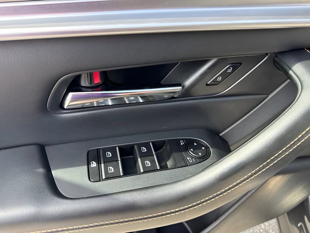 Used 2024 MAZDA CX-90 Plug-In Hybrid w/ Preferred AWD/4WD image 27