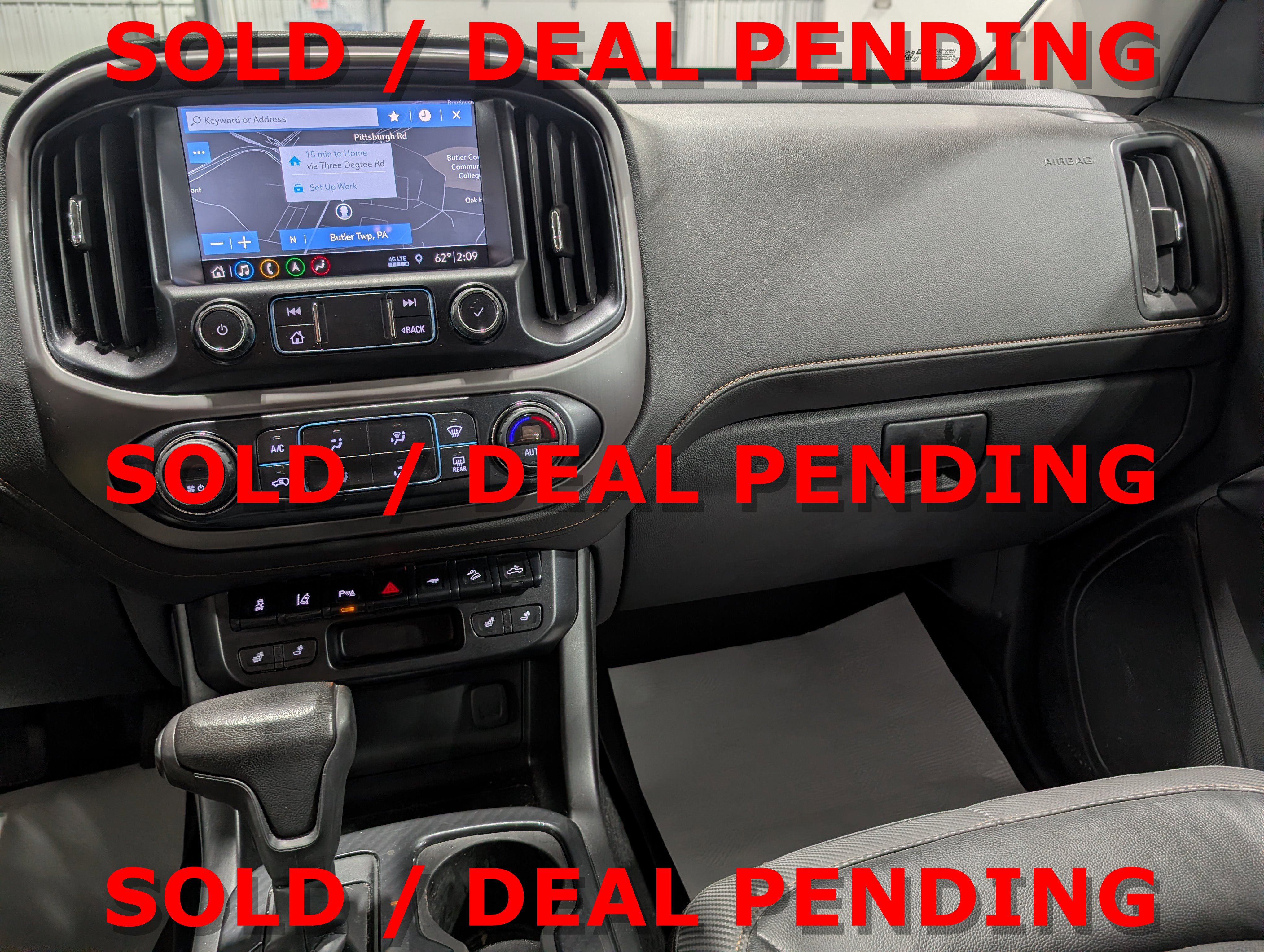 Used 2021 GMC Canyon AT4 w/ Driver Alert Package image 18