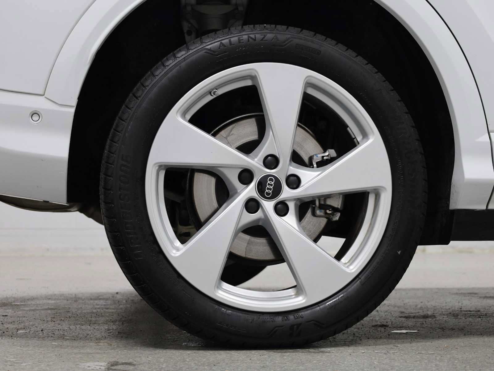 Certified 2025 Audi Q5 Premium Plus w/ Premium Plus AWD/4WD image 36