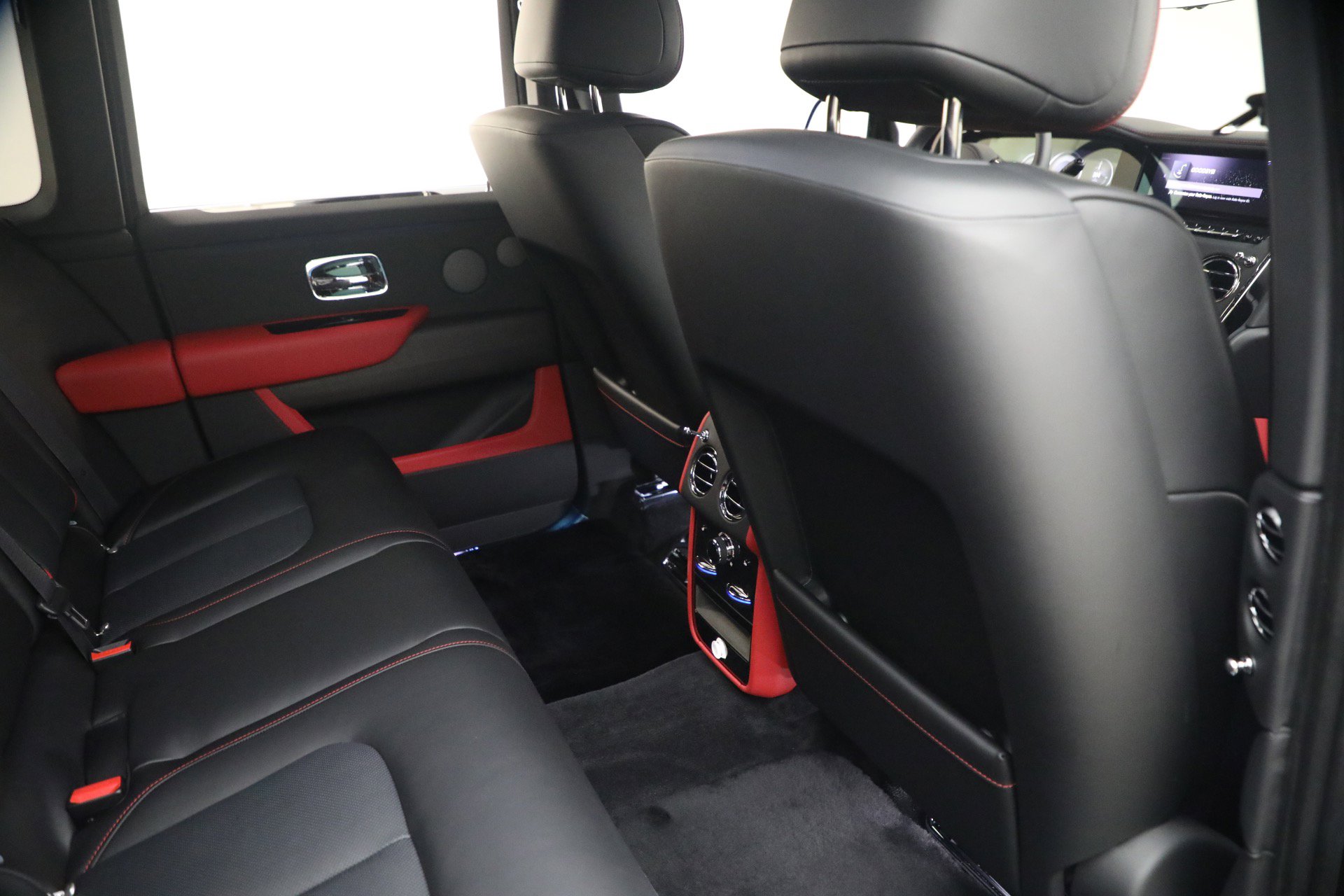 New 2026 Rolls-Royce Cullinan image 22