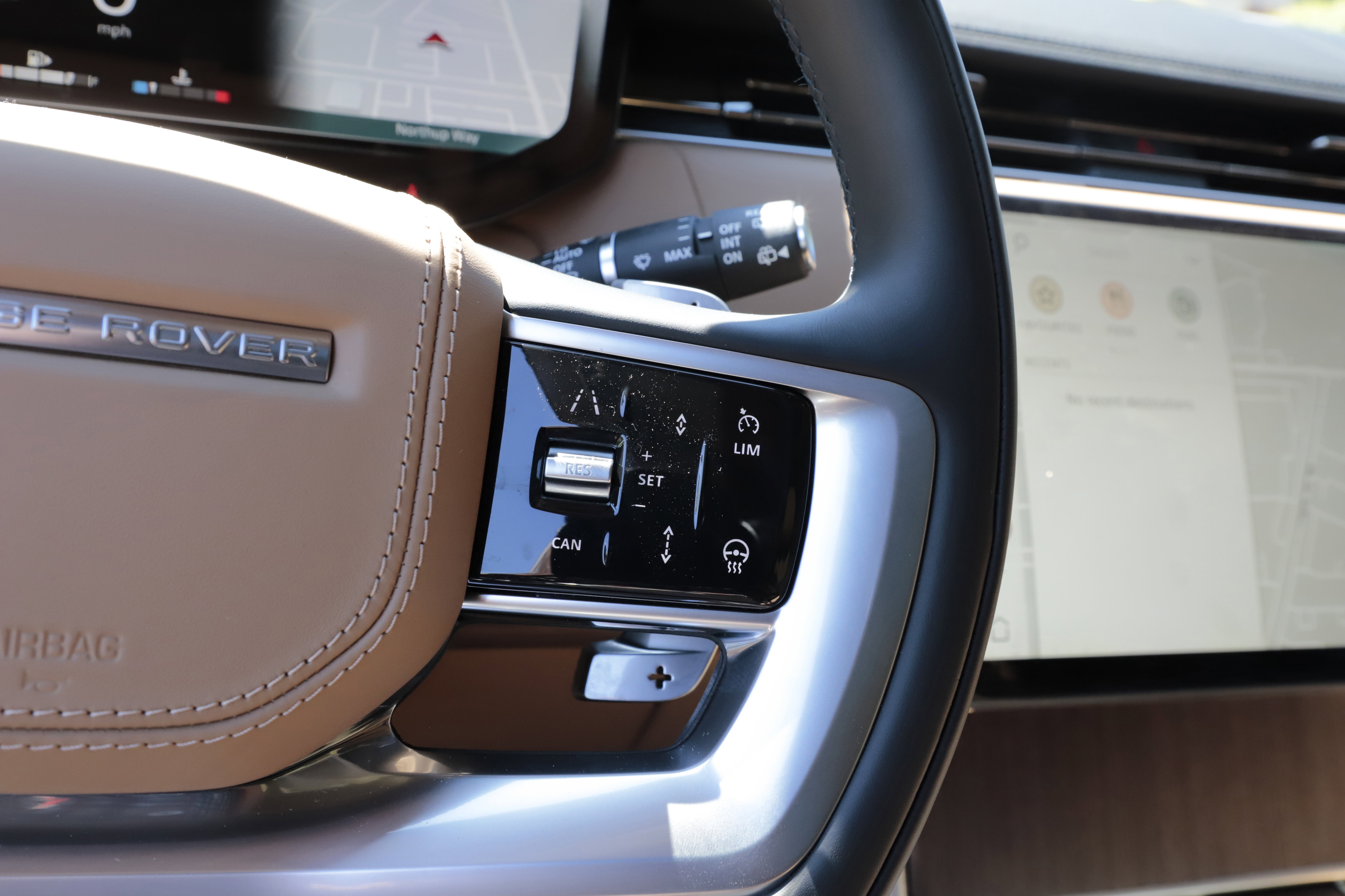 New 2026 Land Rover Range Rover SE AWD/4WD image 24