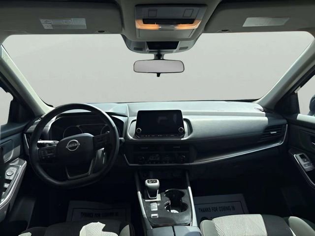 Used 2025 Nissan Rogue SV FWD image 9
