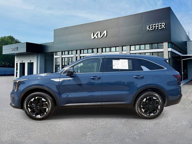 Certified 2024 Kia Sorento S AWD/4WD image 5