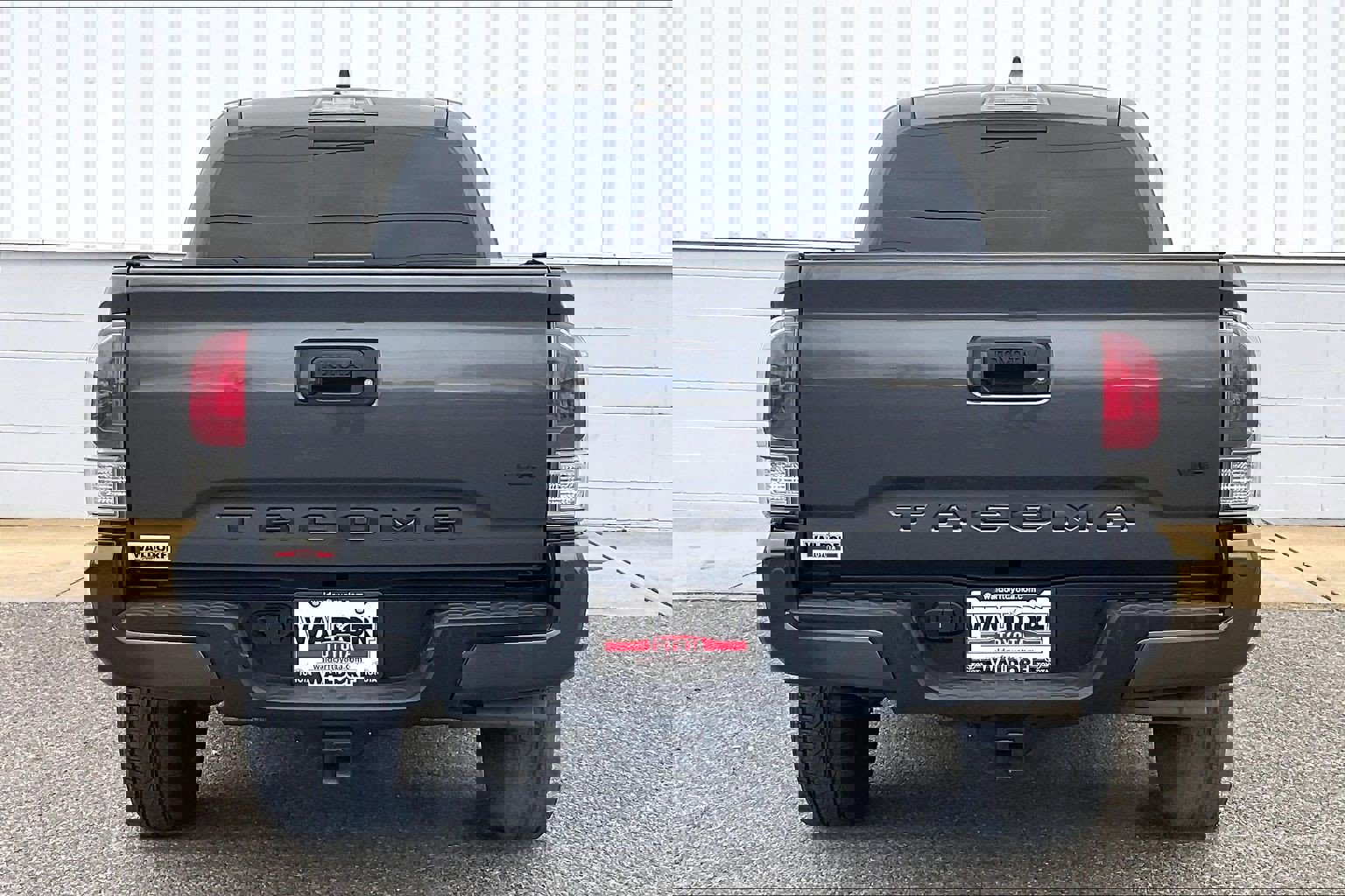 Used 2021 Toyota Tacoma TRD Sport w/ Technology Package image 5