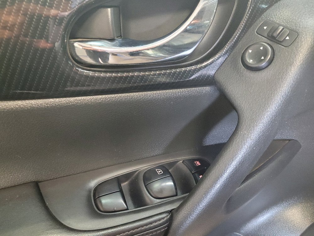 Used 2018 Nissan Rogue SL w/ Premium Package AWD/4WD image 27