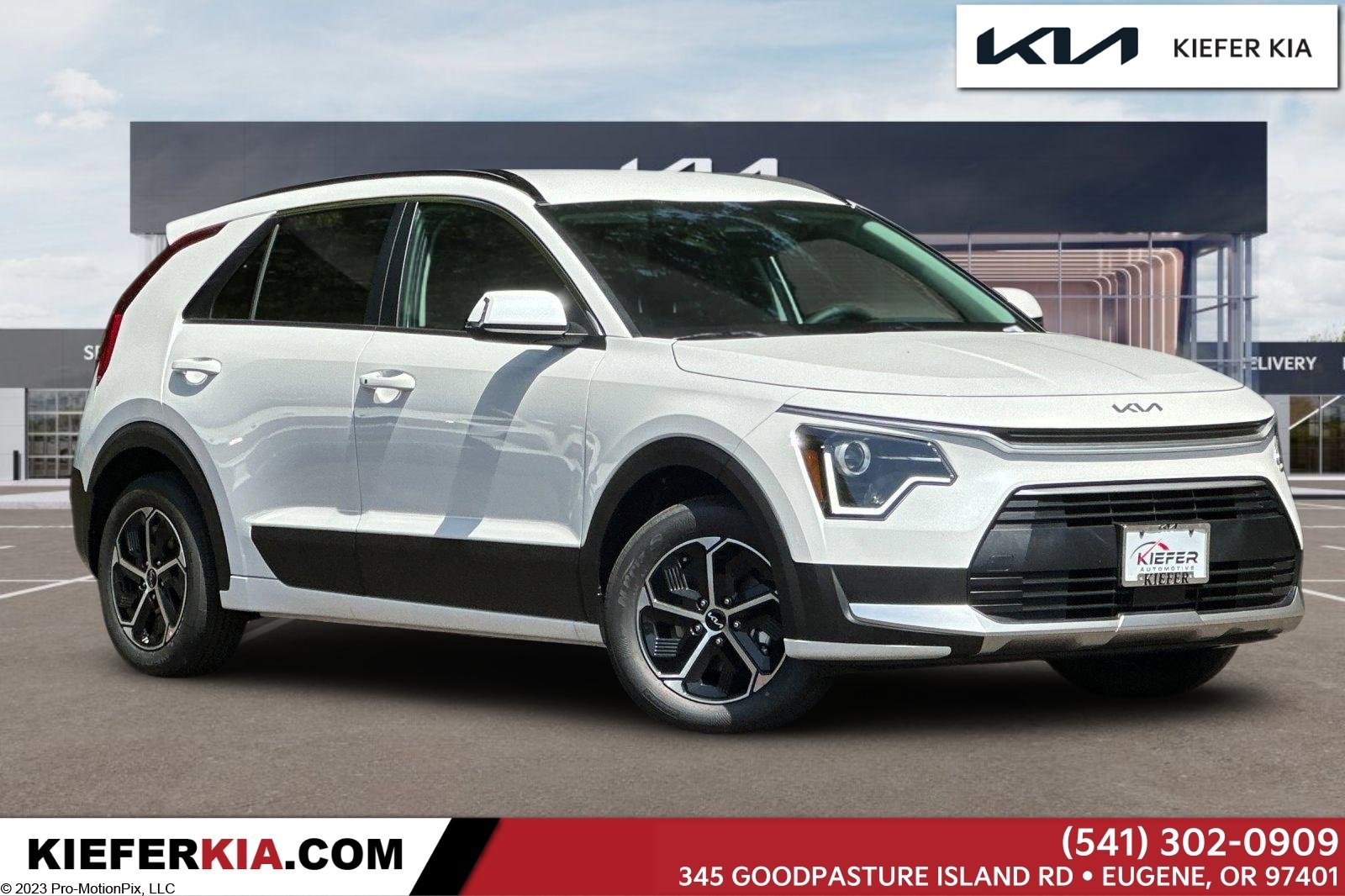 New 2025 Kia Niro EX