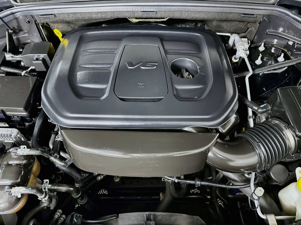 Used 2020 Jeep Grand Cherokee Altitude AWD/4WD image 34