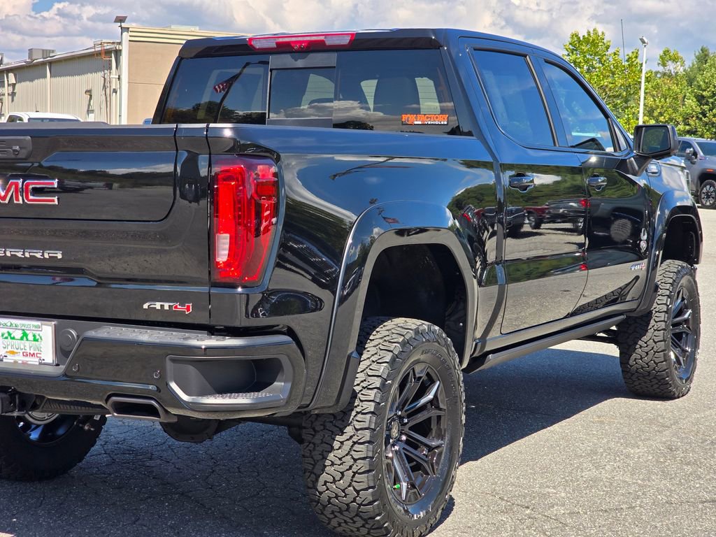 New 2025 GMC Sierra 1500 AT4 w/ AT4 Premium Package image 39