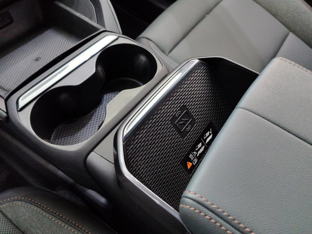 New 2027 GMC Terrain AT4 w/ Technology Package II AWD/4WD image 29