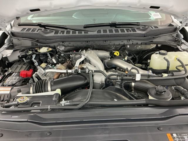 Certified 2025 Ford F350 Lariat w/ FX4 Off-Road Package image 34