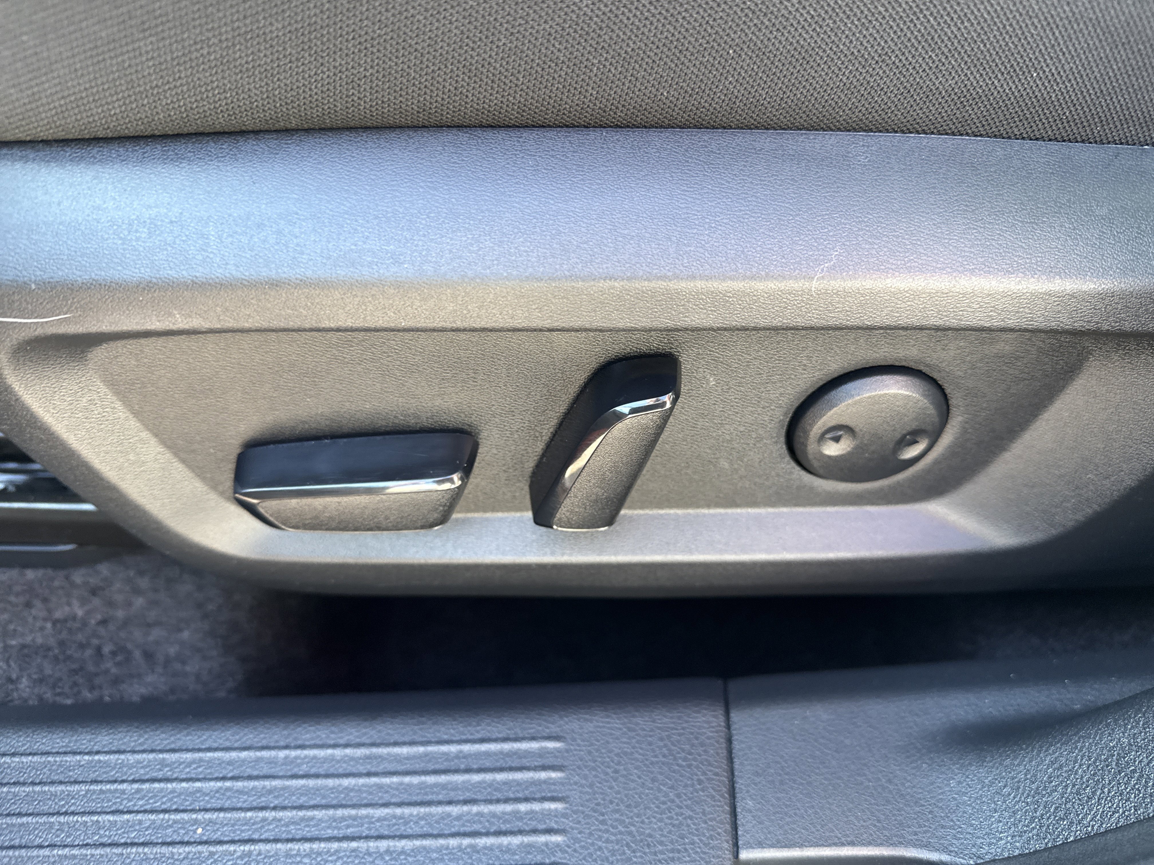 Certified 2024 Nissan Rogue SV AWD/4WD image 20