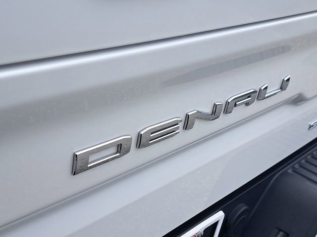 Used 2023 GMC Sierra 1500 Denali Ultimate AWD/4WD image 7