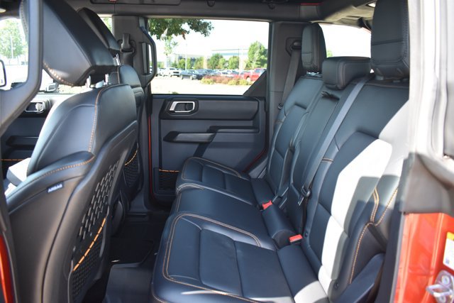 Used 2024 Ford Bronco Badlands AWD/4WD image 14