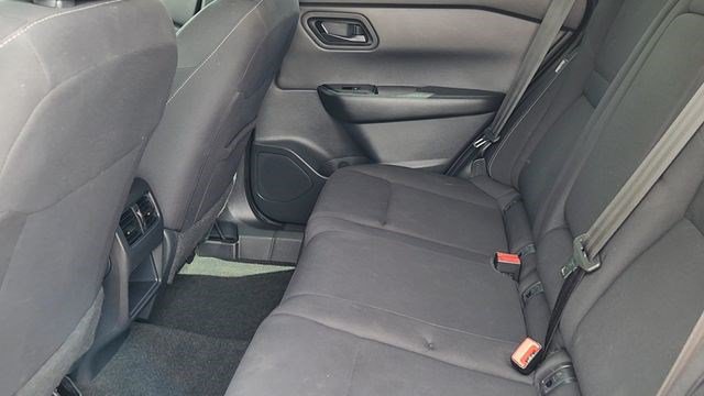 Used 2024 Nissan Rogue S AWD/4WD image 25