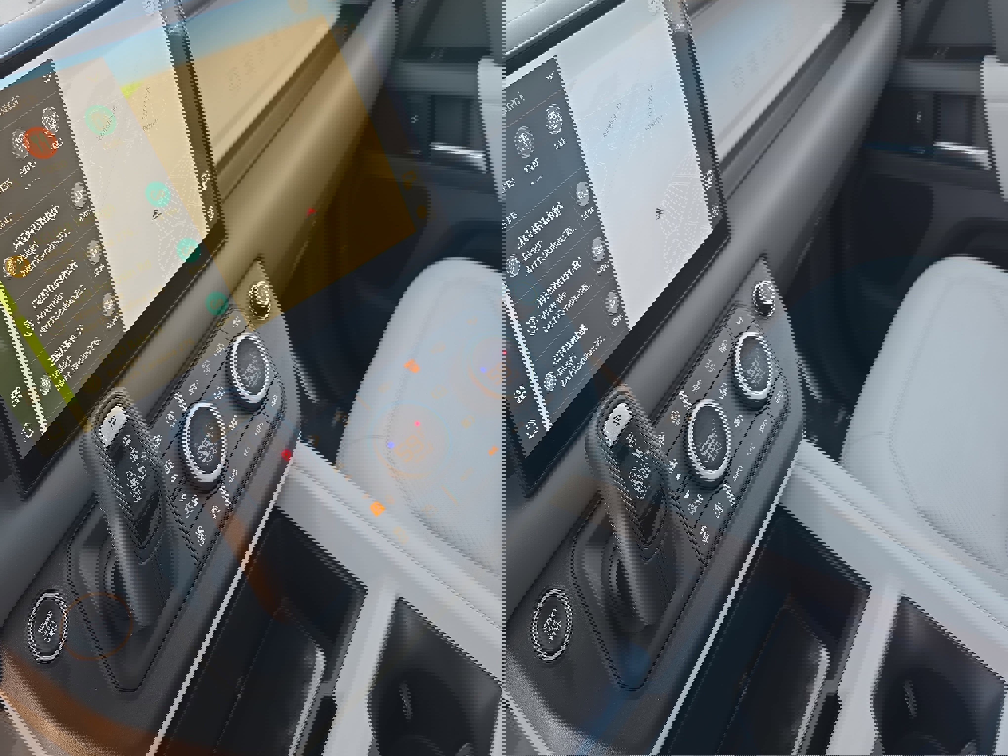 Used 2025 Land Rover Defender 110 S image 25