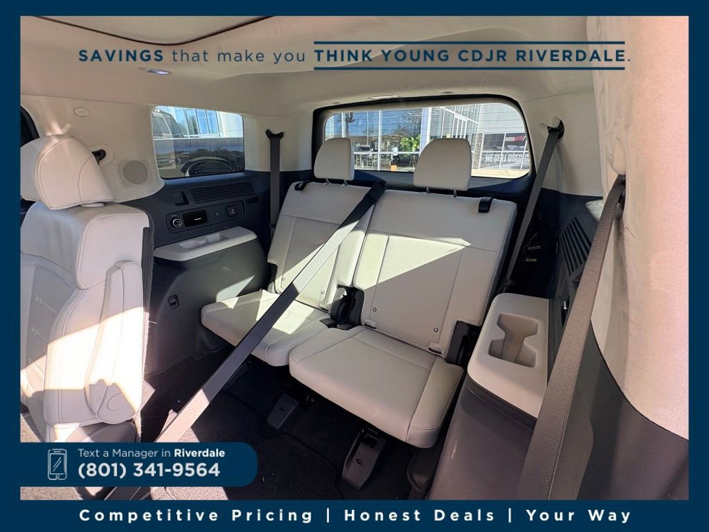 Used 2024 Hyundai Santa Fe Calligraphy image 11