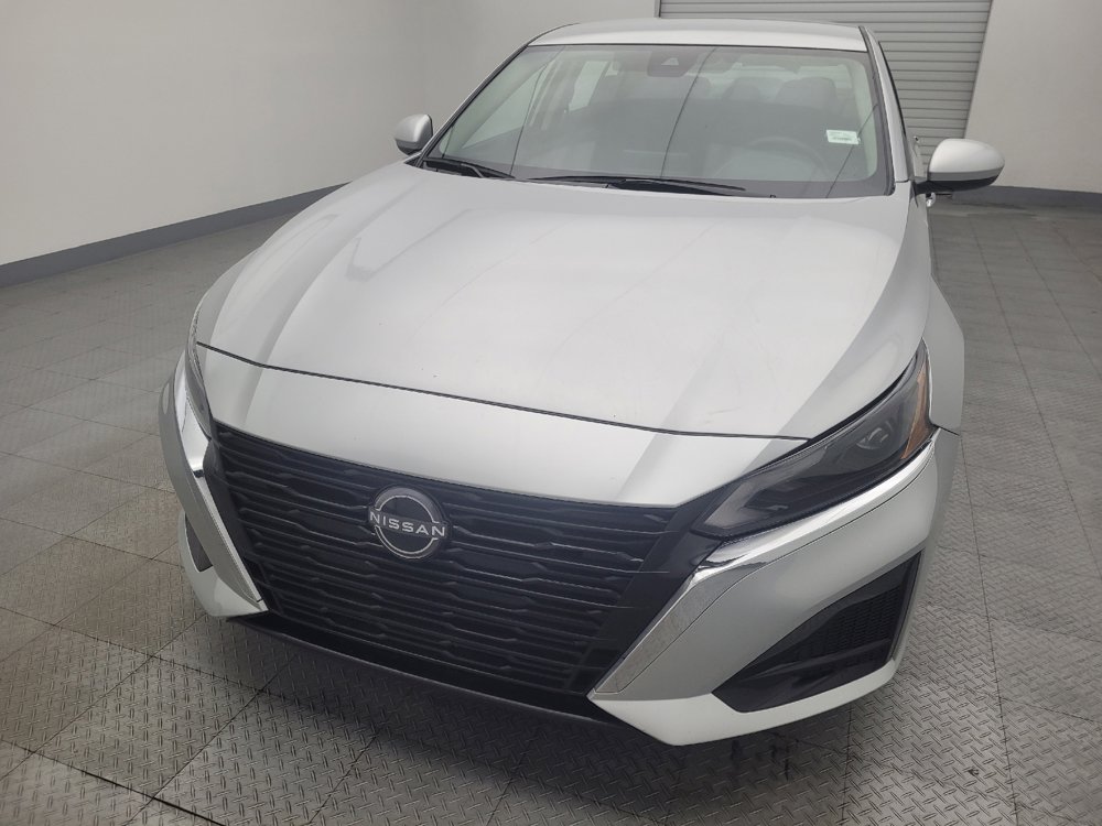 Used 2023 Nissan Altima 2.5 SV image 15