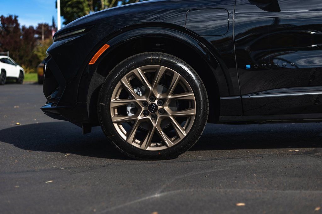 New 2026 Chevrolet Equinox EV RS w/ Convenience Package II image 31