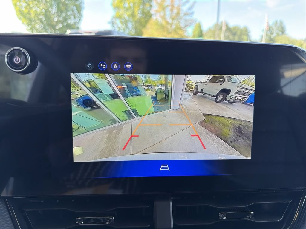 New 2027 Chevrolet Equinox RS w/ Convenience Package III AWD/4WD image 17
