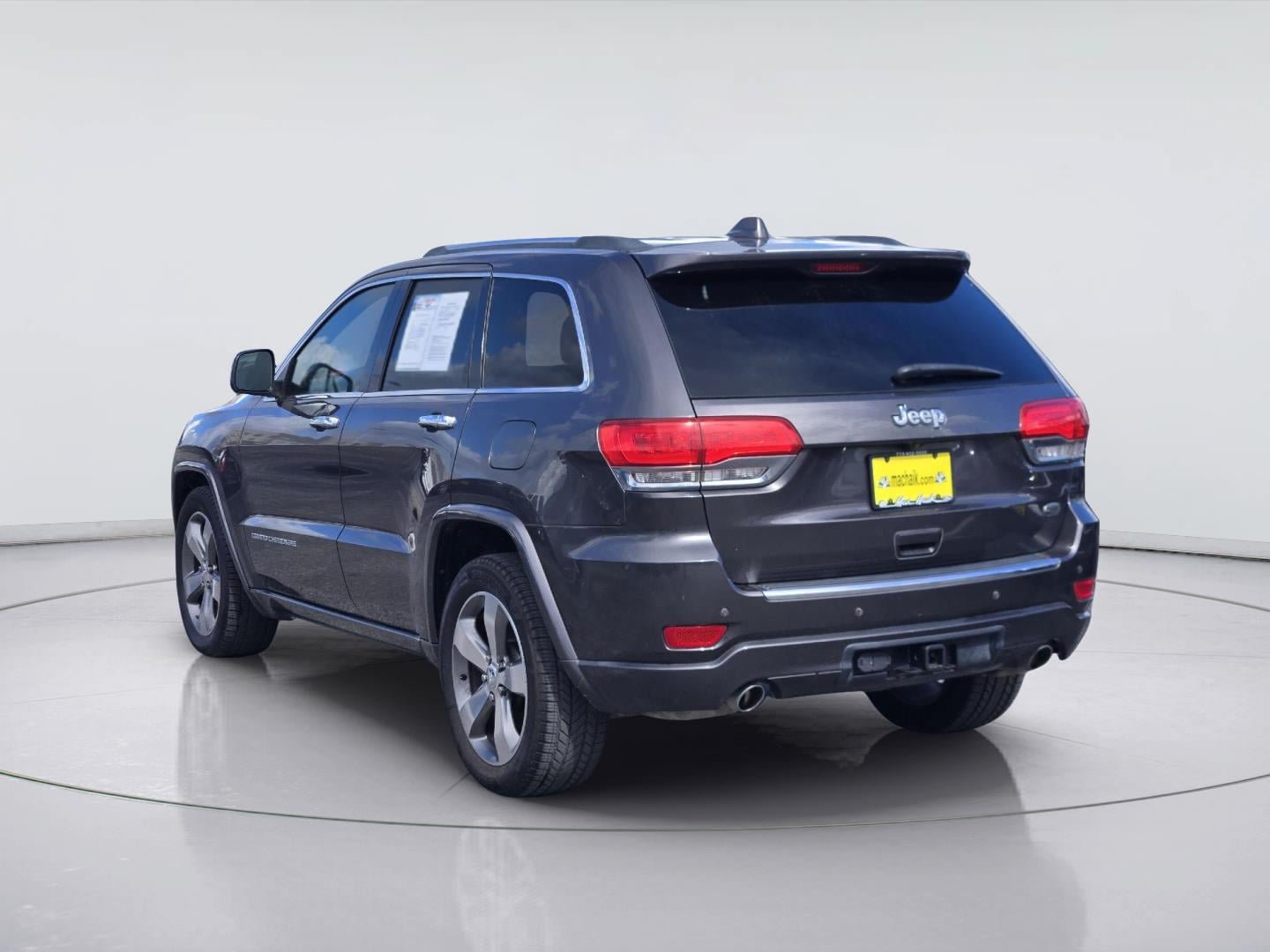 Used 2014 Jeep Grand Cherokee Overland w/ Trailer Tow Group IV RWD image 6