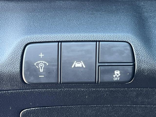 Certified 2022 Hyundai Elantra SEL w/ Convenience Package FWD image 24