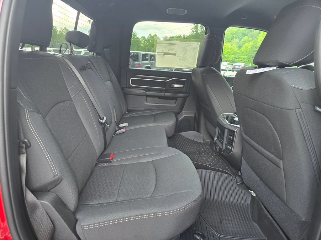 New 2026 RAM 2500 Big Horn AWD/4WD image 24